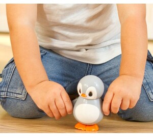 Ігри та іграшки: Пінгвін, фігурка серії Перші друзі (без упаковки)