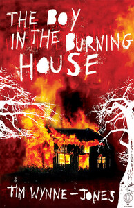Книги для детей: The Boy in the Burning House