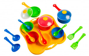 Игрушечная посуда и еда: Ромашка, набор столовой посуды 19 предметов, с красной кастрюлей, Тигрес