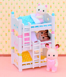 Игры и игрушки: Трехэтажная кровать, Sylvanian Families