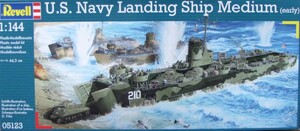 Моделирование: Средний десантный корабль U.S. Navy Landing Ship Medium (LSM); 1:144, Revell