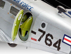Сборные модели-копии: Самолет C-45F Expeditor; 1:48, Revell