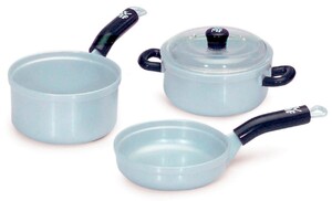 Іграшковий посуд та їжа: Набір каструль і сковорідка WMF (3 ел.)