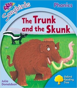 Книги для дітей: The Trunk and the Skunk