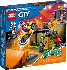 Наборы LEGO: Конструктор LEGO City Каскадерский парк 60293