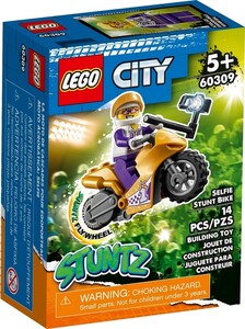 Игры и игрушки: Конструктор LEGO City Селфи на каскадерском мотоцикле 60309