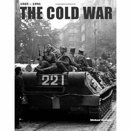 Історія: The Cold War [Amber Books]