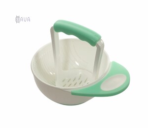 Детская посуда и приборы: Набор для приготовления пюре (чаша с толкушкой), Baby team (мятный)