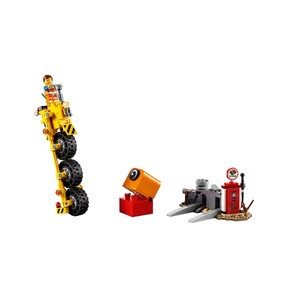 Набори LEGO: LEGO® - Триколісний велосипед Еммета! (70823)
