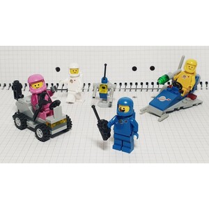 Набори LEGO: LEGO® - Космічний загін Бенні (70841)