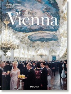 Туризм, атласи та карти: Vienna. Portrait of a City [Taschen]