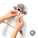 Мягкая игрушка-обнимашка с держателем для пустышки «Выдра Маги», BabyOno дополнительное фото 2.