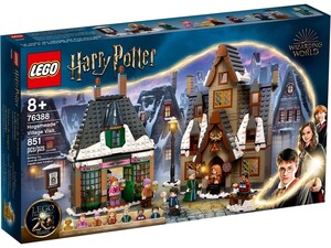 Набори LEGO: Конструктор LEGO Harry Potter Прогулянка до села Гоґсмід 76388