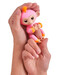 Двухцветная ручная обезьянка (розово-оранжевая), Fingerlings дополнительное фото 2.