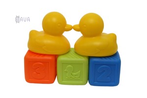 Іграшки для ванни: Набір іграшок «Кубики й качки», Baby team (Жовтий)