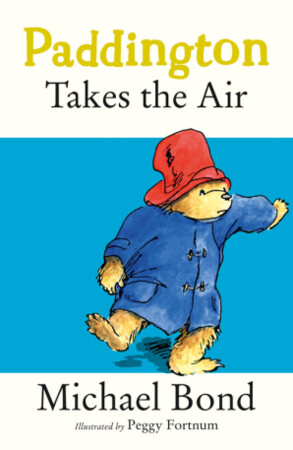 Художні книги: Paddington Takes the Air