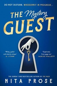 Книги для дорослих: A Molly the Maid mystery Book2: The Mystery Guest [Harper Collins]