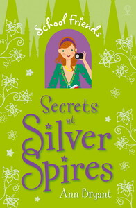 Книги для дітей: Secrets at Silver Spires