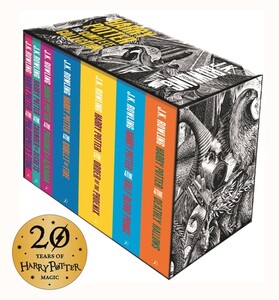 Книги для дітей: Harry Potter Boxed Set: The Complete Collection [Adult Paperback] (9781408898659)