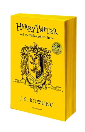 Художні книги: Harry Potter 1 Philosopher's Stone - Hufflepuff Edition [Paperback] (9781408883792)