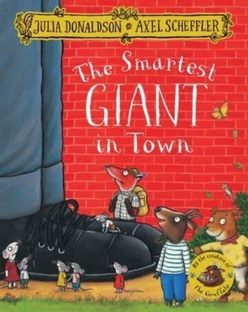 Художні книги: The Smartest Giant in Town [Paperback] [Pan Macmillan]