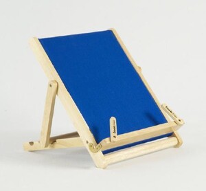 Книги для взрослых: Deckchair Bookchair Deluxe Standard (24.5x32x3cm) Blue подставка для книг (9781905107018)