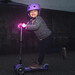 Самокат Mini Deluxe Magic – Фиолетовый, свет, Micro дополнительное фото 6.