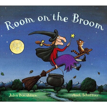 Художні книги: Room on the Broom