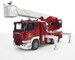 Пожежна машина Scania з висувною драбиною і помпою з модулем зі світловими і звуковими ефектами, Bru дополнительное фото 3.
