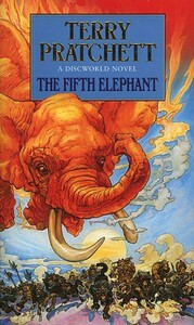 Книги для взрослых: Discworld Novel: The Fifth Elephant [Corgi]