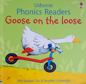 Розвивальні книги: Goose on the loose [Usborne]