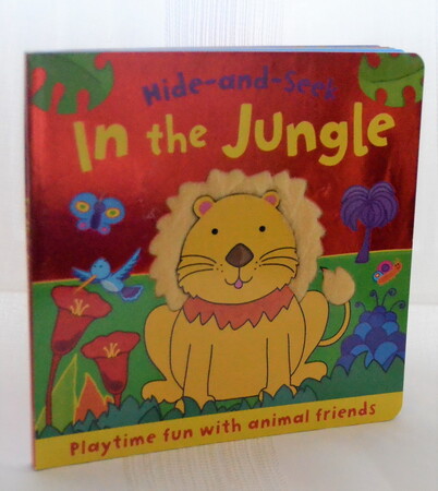 Книги про животных: Hide-and-Seek In the Jungle (тактильные элементы на обложке)
