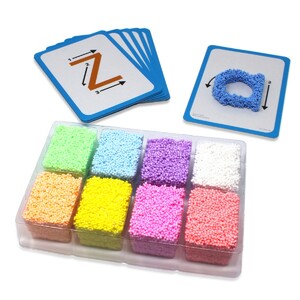 Лепка и пластилин: Развивающий набор "Шариковый пластилин с карточками английского алфавита" Educational Insights
