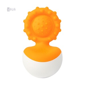 Развивающие игрушки: Прорезыватель-неваляшка, Fat Brain Toys Dimpl Wobbl оранжевый