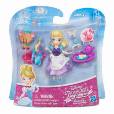 Игры и игрушки: Игровой набор маленькая кукла Принцесса и ее друг, Disney Princess Hasbro