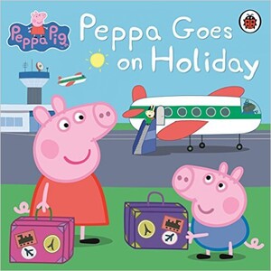 Книги для детей: Peppa Goes on Holiday
